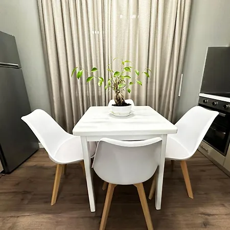 شقة Delux تيرانا