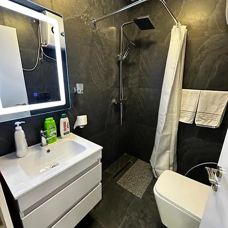 Delux Appartamento Tirana